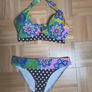 Halter top flower design Polka dot bikini